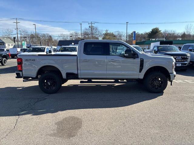 New 2026 Ford F350 Lariat w/ Black Appearance Package image 2
