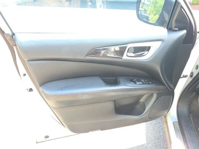 Certified 2019 Nissan Pathfinder SV w/ Rock Creek Edition image 11