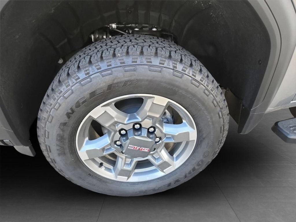 New 2026 GMC Sierra 2500 SLT w/ SLT Premium Package AWD/4WD image 35