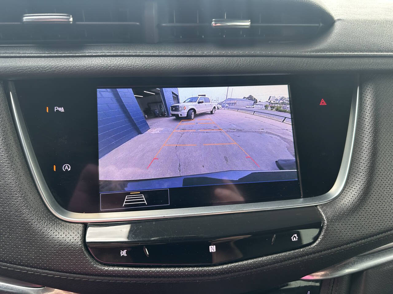 Used 2020 Cadillac XT5 Luxury FWD image 16