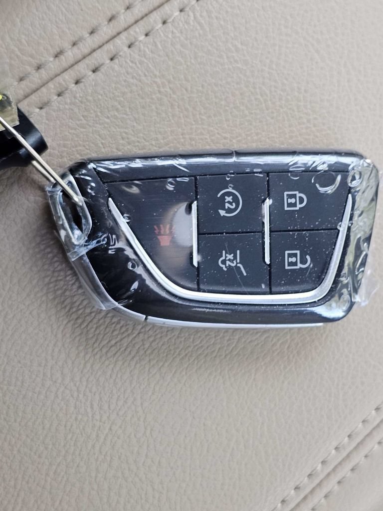 Certified 2024 Cadillac XT4 Premium Luxury FWD image 34