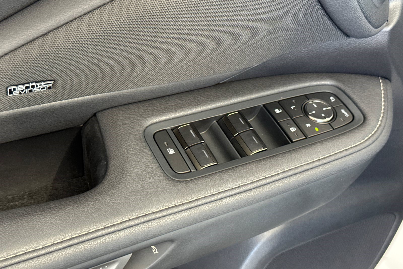 Used 2025 Lexus TX 500h AWD w/ Technology Package image 13