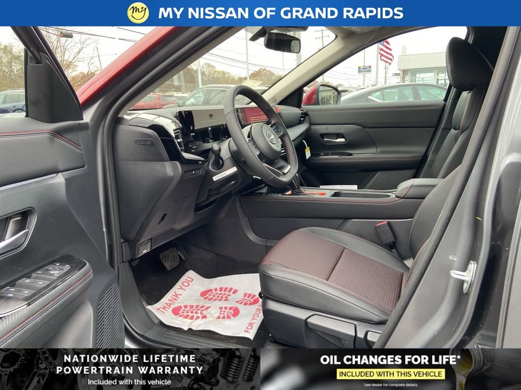 New 2026 Nissan Kicks SR w/ Cold Weather Package image 9