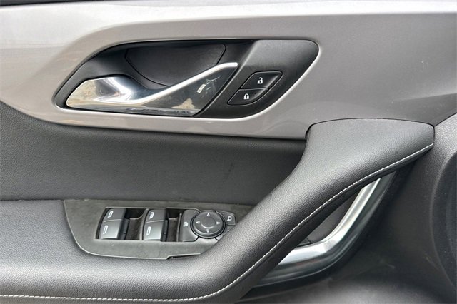 Used 2025 Chevrolet Blazer LT image 11