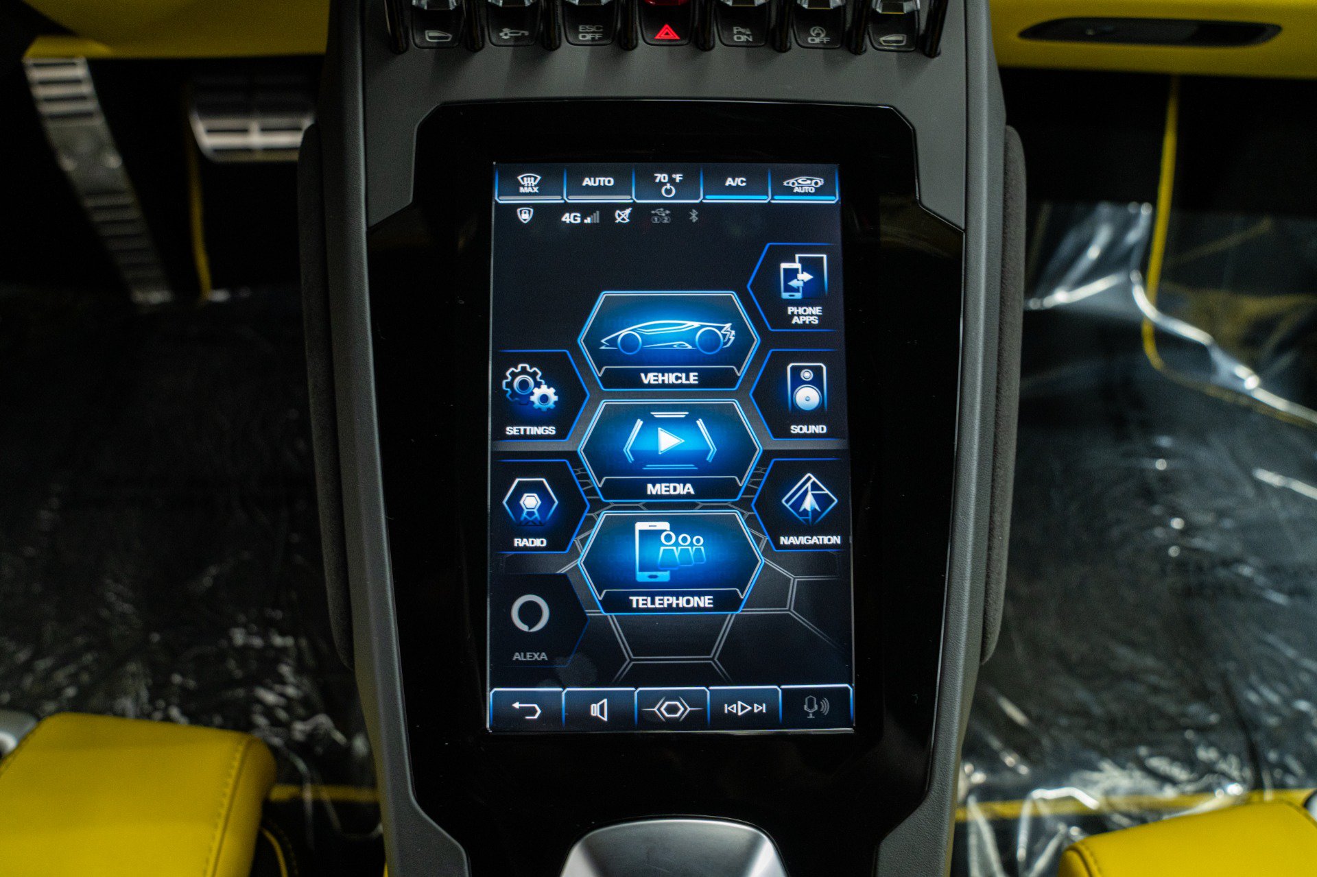 Used 2021 Lamborghini Huracan EVO RWD image 30