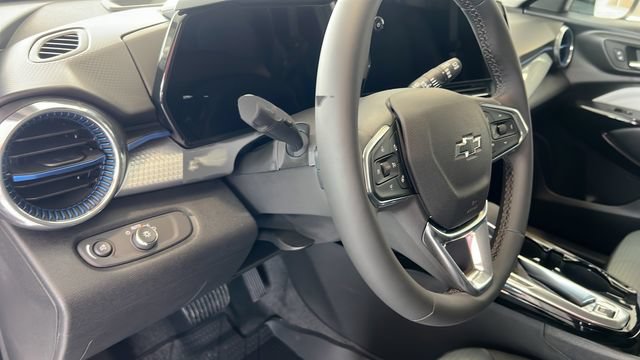 New 2026 Chevrolet Trax LT w/ Driver Confidence Package FWD image 10