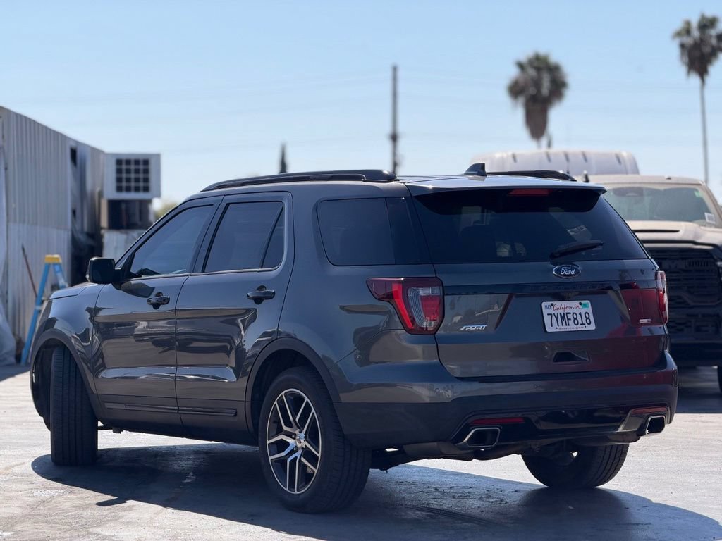 Used 2017 Ford Explorer Sport w/ Equipment Group 401A AWD/4WD image 2