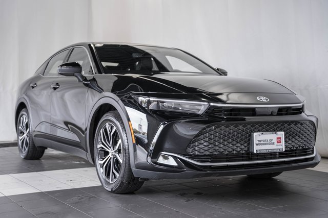 Used 2025 Toyota Crown XLE