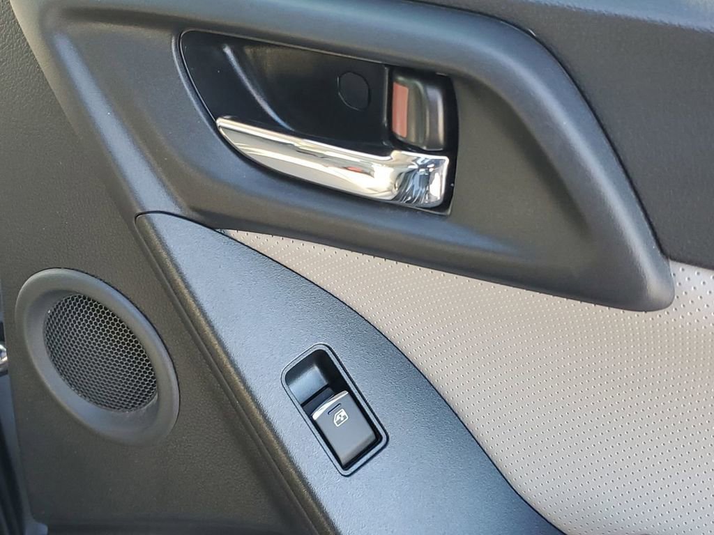 Used 2018 Subaru Forester 2.5i Limited image 44