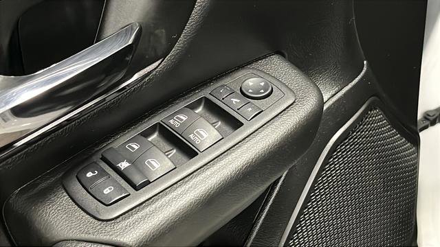 Used 2023 RAM 1500 Big Horn AWD/4WD image 30