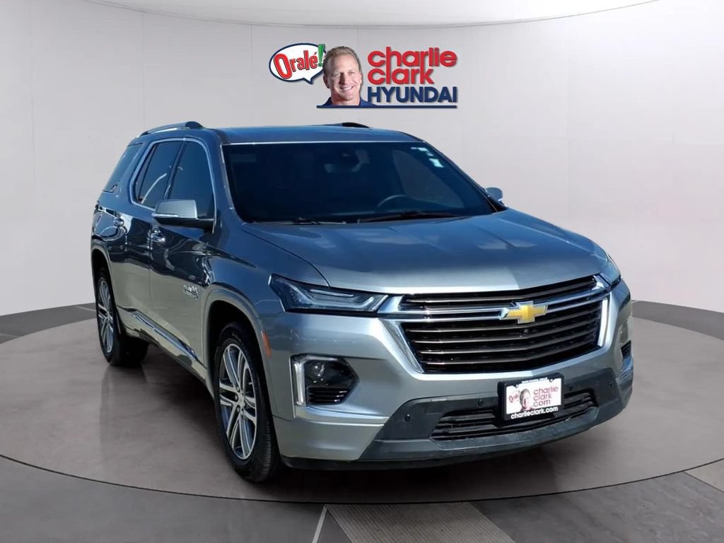 Used 2023 Chevrolet Traverse High Country AWD/4WD image 7