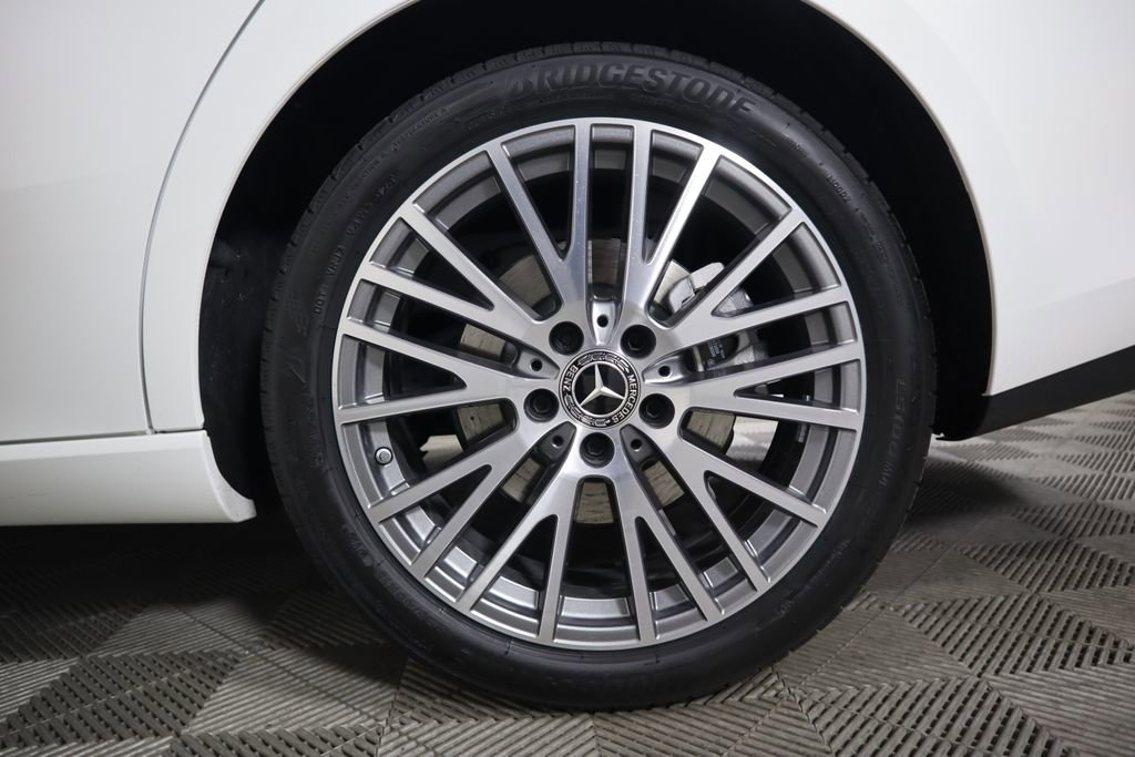 Used 2025 Mercedes-Benz CLA 250 image 31