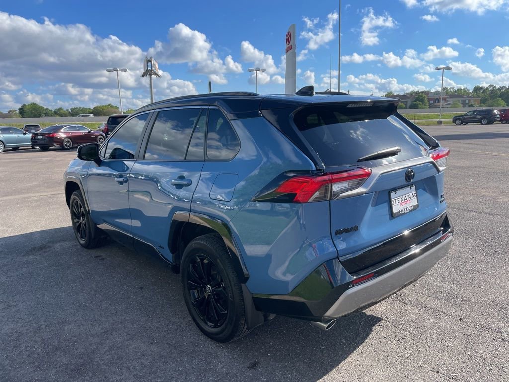 Used 2024 Toyota RAV4 XSE w/ Advanced Technology Package image 10