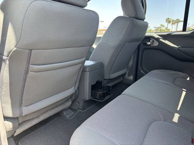 Used 2020 Nissan Frontier SV w/ Midnight Edition Floor Mats AWD/4WD image 17