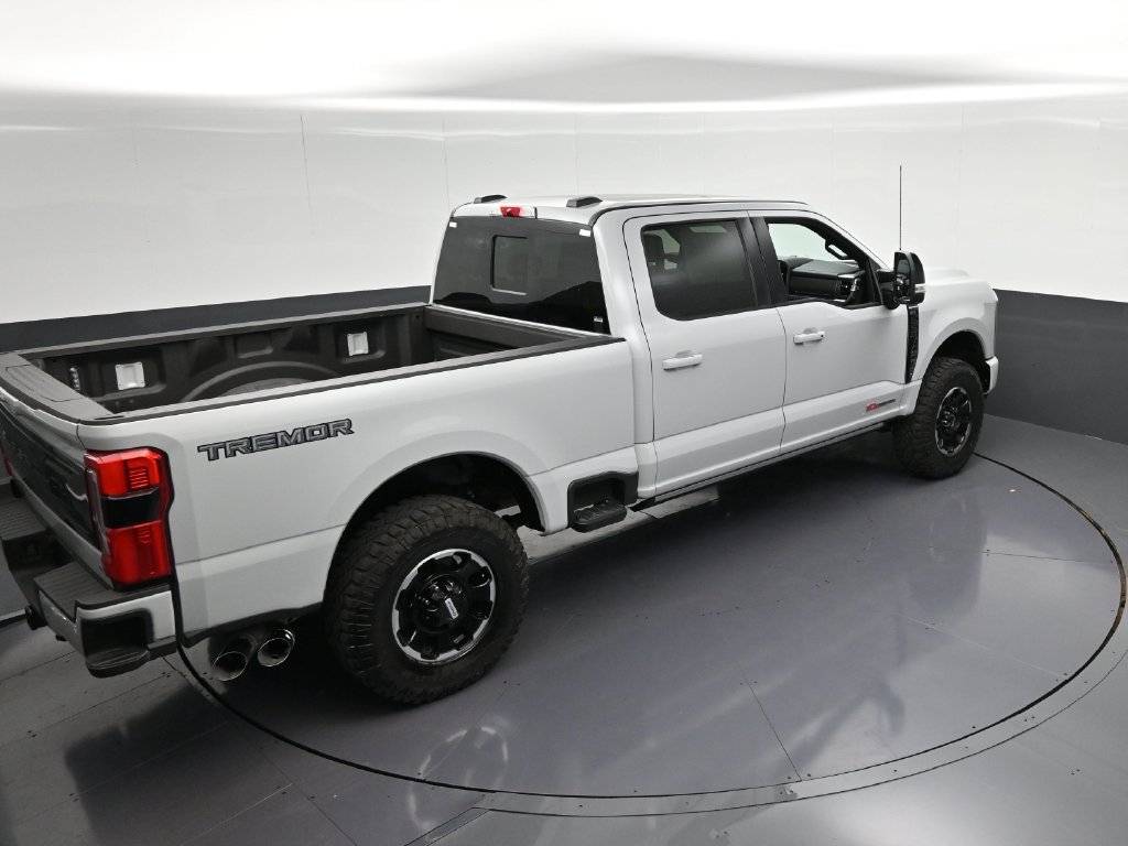 Used 2025 Ford F250 Platinum w/ Tremor Off-Road Package AWD/4WD image 18