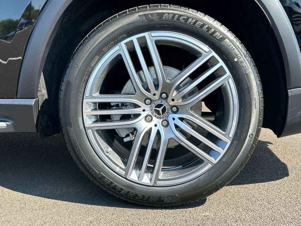 New 2026 Mercedes-Benz GLS 450 4MATIC image 36