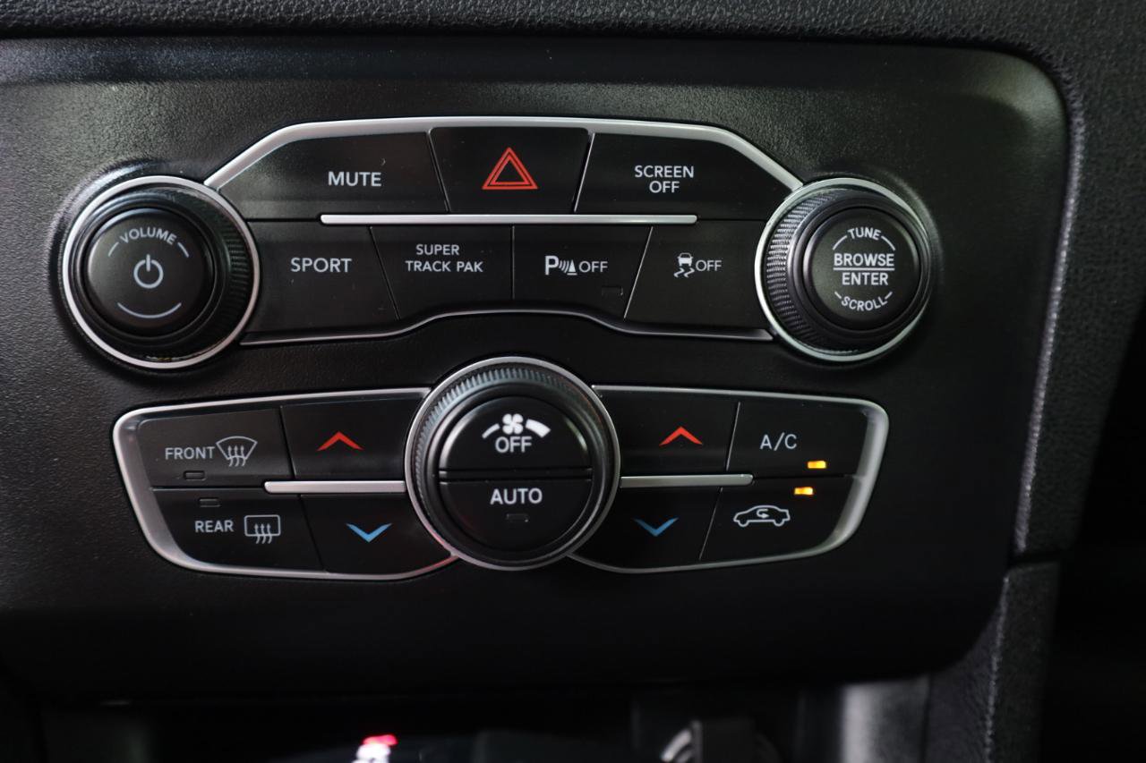 Used 2020 Dodge Charger R/T RWD image 13