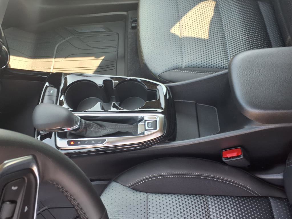 New 2025 Chevrolet Trax LT w/ LT Convenience Package image 9