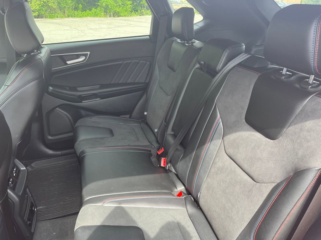 Used 2023 Ford Edge ST w/ Equipment Group 401A AWD/4WD image 13