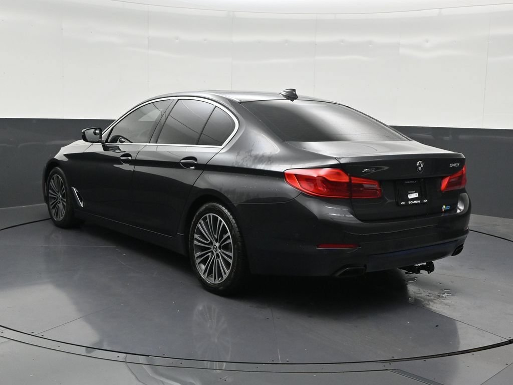Used 2019 BMW 540i xDrive w/ Premium Package AWD/4WD image 3