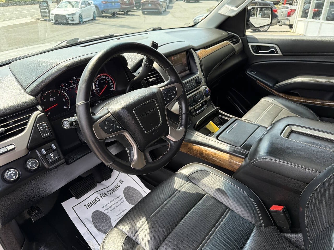 Used 2015 GMC Yukon XL Denali w/ Touring Package AWD/4WD image 40