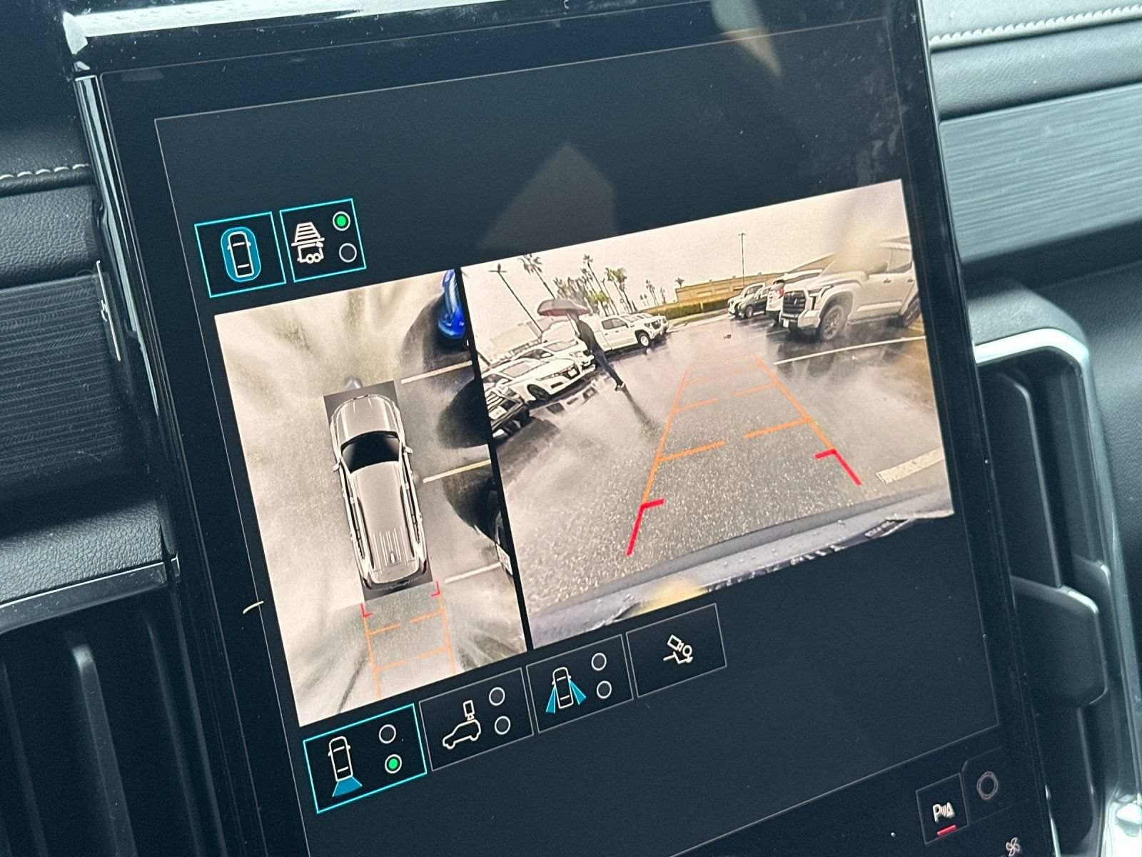 New 2025 GMC Acadia Elevation FWD image 18
