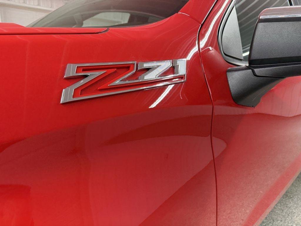 Used 2024 Chevrolet Silverado 1500 LT w/ Z71 Off-Road Package image 7