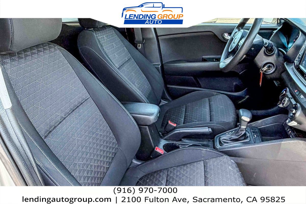Used 2019 Kia Rio S FWD image 15