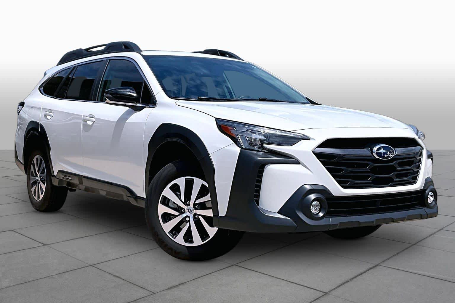 Used 2025 Subaru Outback Premium AWD/4WD image 2
