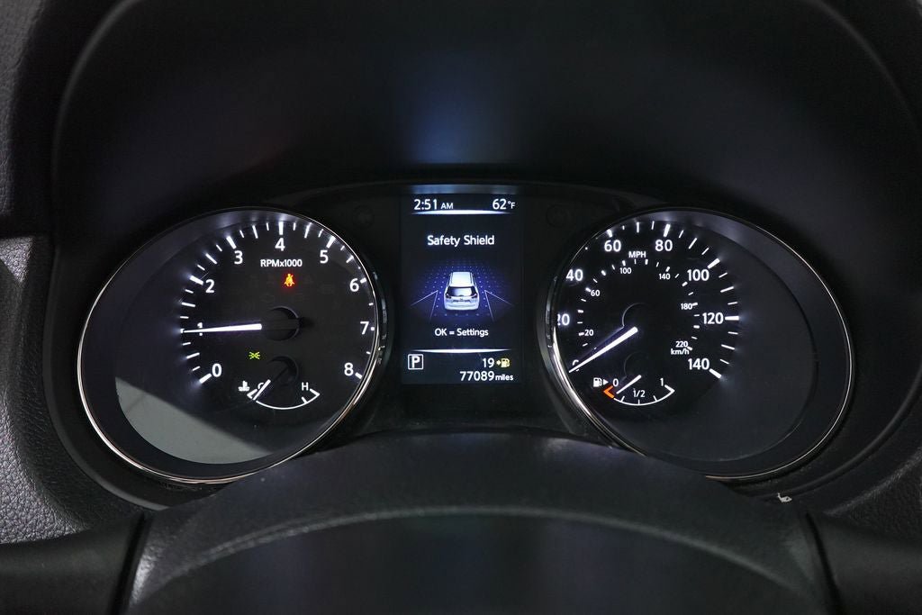 Used 2017 Nissan Rogue SV image 15
