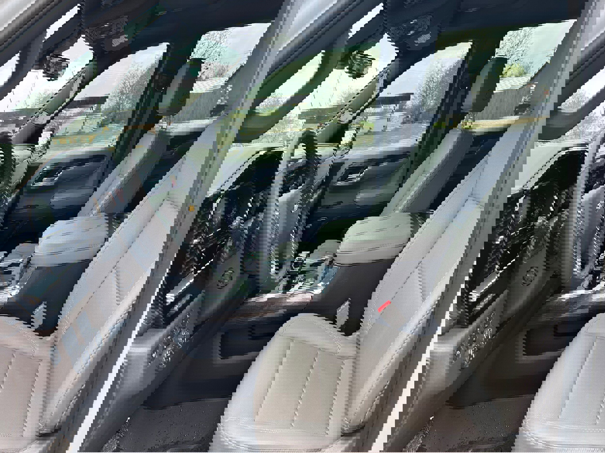 Used 2024 Chevrolet Silverado 1500 LTZ w/ LTZ Premium Texas Edition image 19