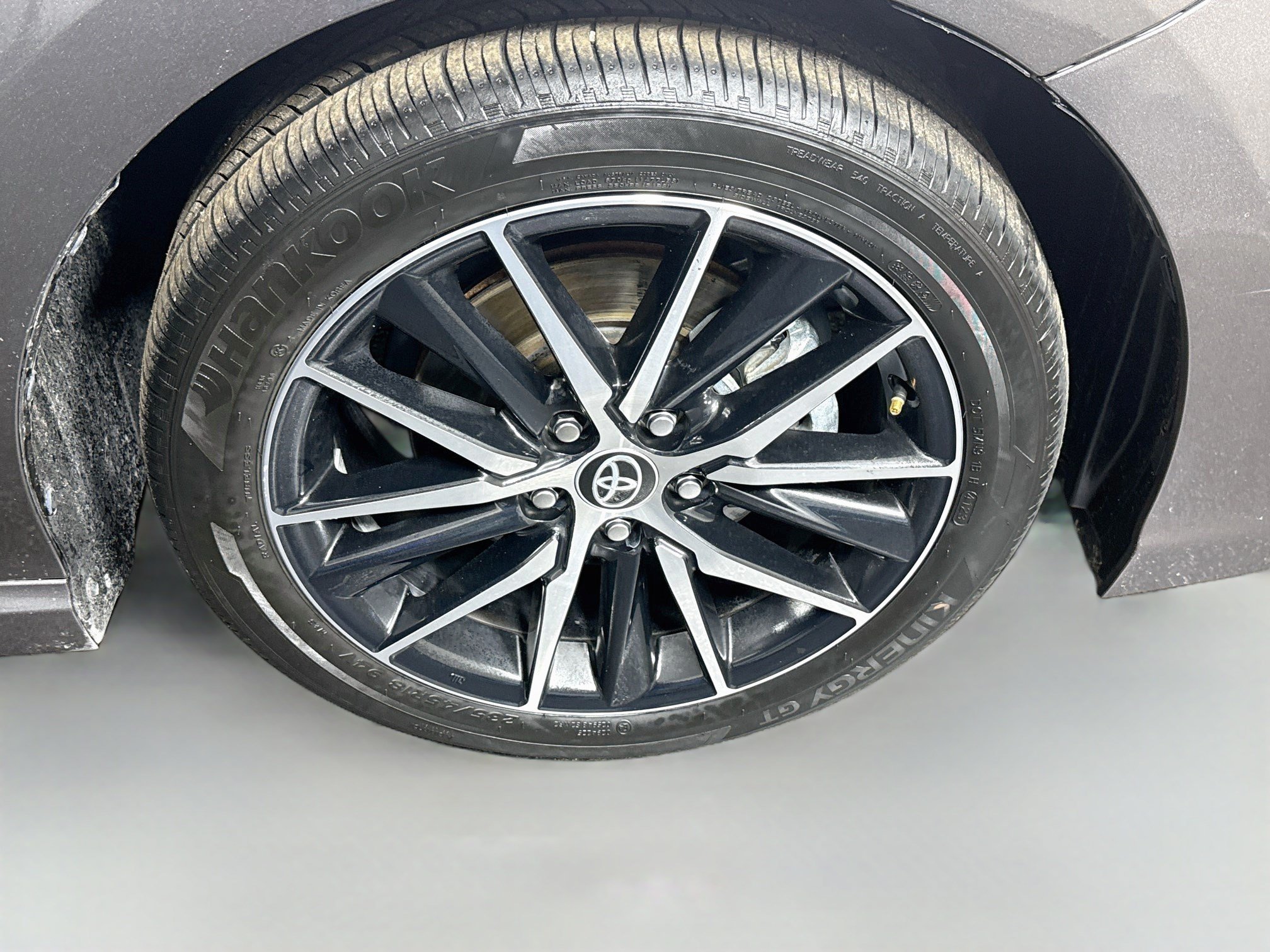Used 2024 Toyota Camry SE FWD image 31