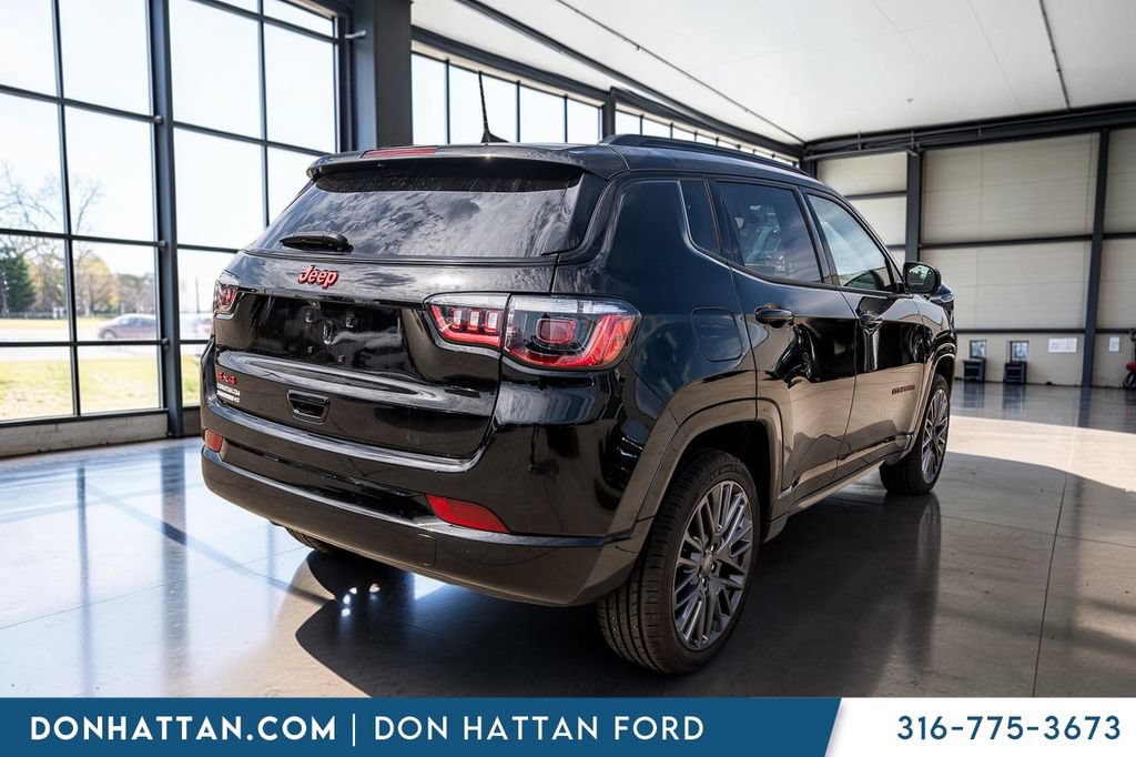 Used 2023 Jeep Compass Limited AWD/4WD image 29