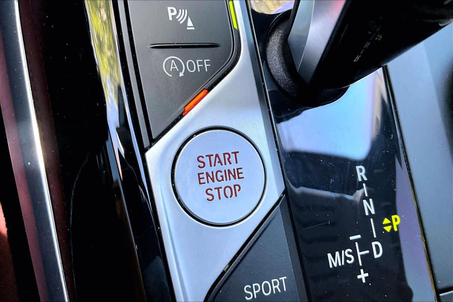 Used 2022 BMW 230i Coupe w/ Premium Package RWD image 32