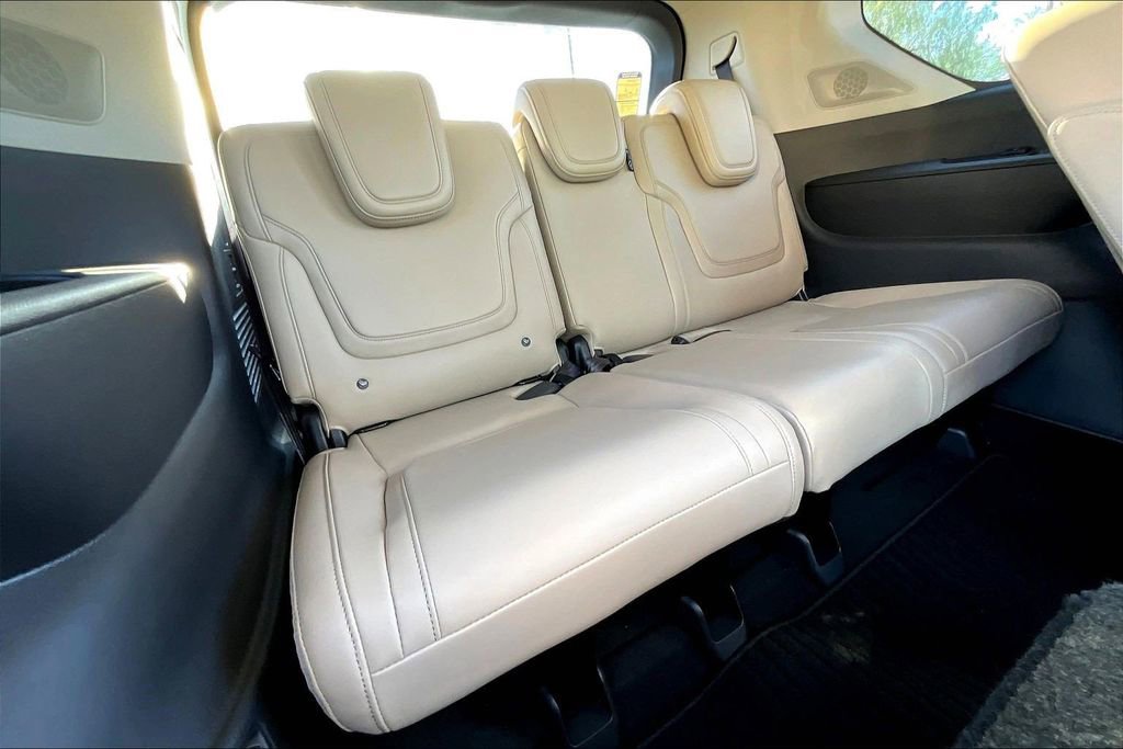 Used 2025 INFINITI QX80 Pure image 28