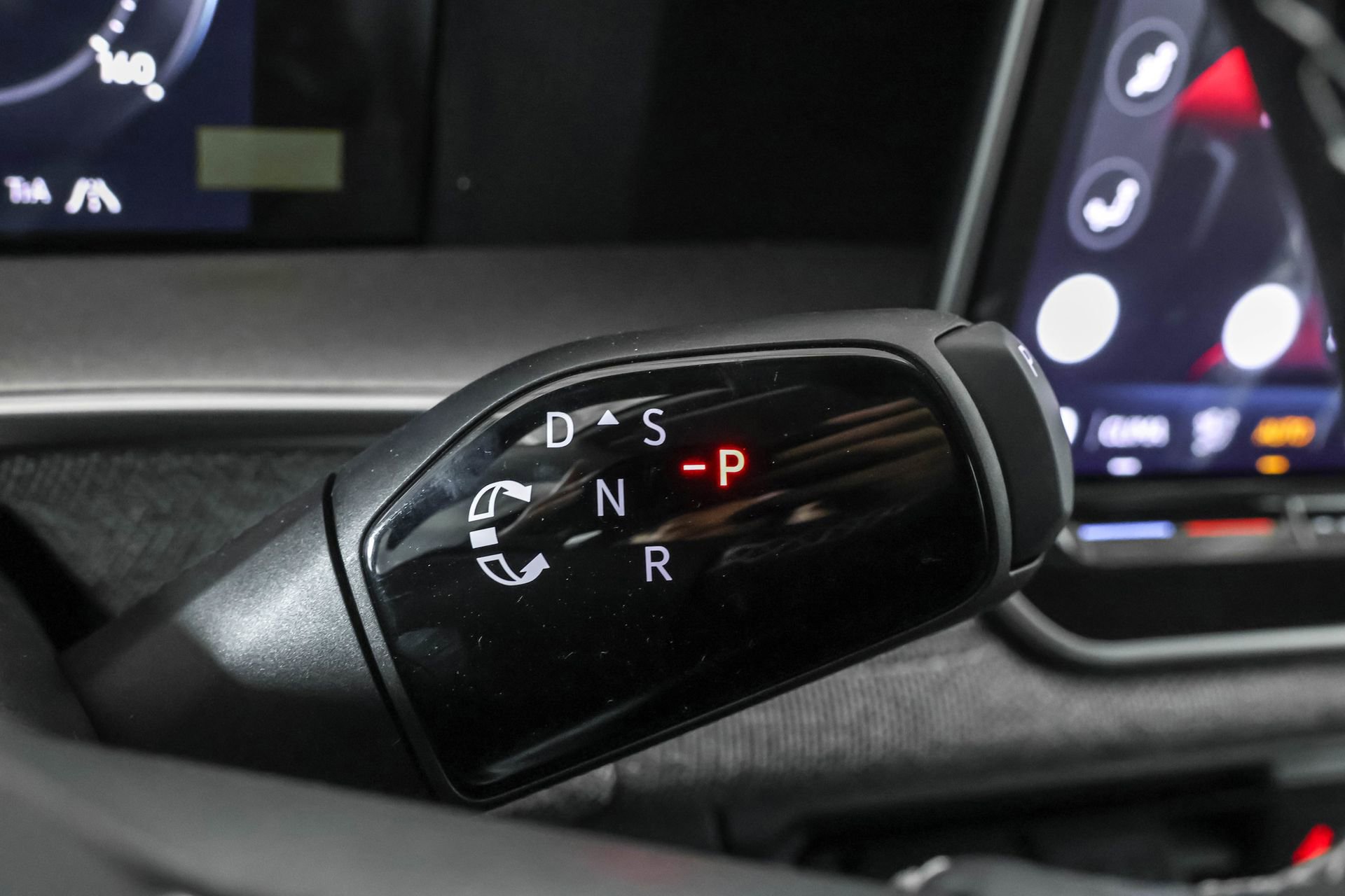 New 2026 Volkswagen Tiguan S AWD/4WD image 30