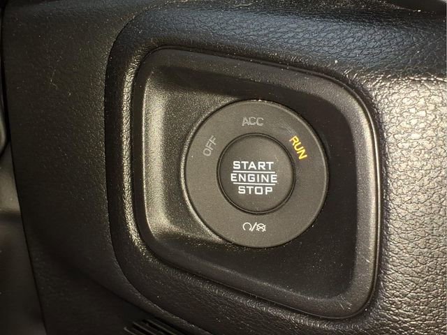 Used 2024 Jeep Gladiator Sport image 12