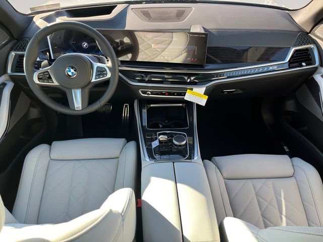 New 2026 BMW X5 xDrive40i w/ M Sport Package AWD/4WD image 10