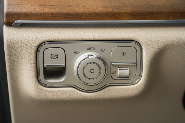 Certified 2024 Mercedes-Benz GLE 450 4MATIC image 43
