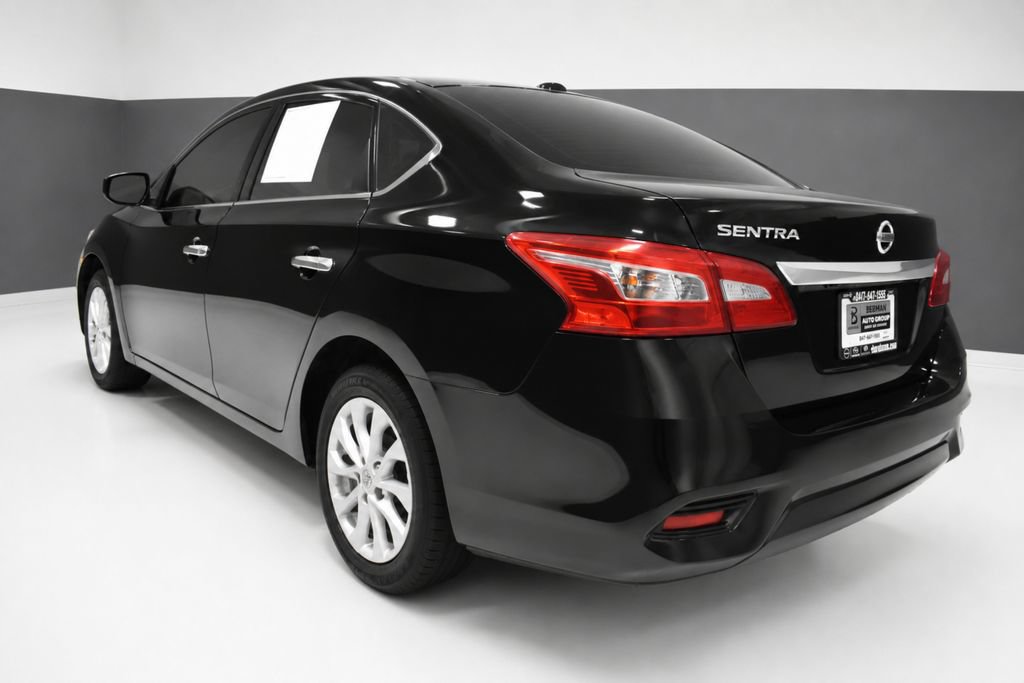 Used 2018 Nissan Sentra SV FWD image 3