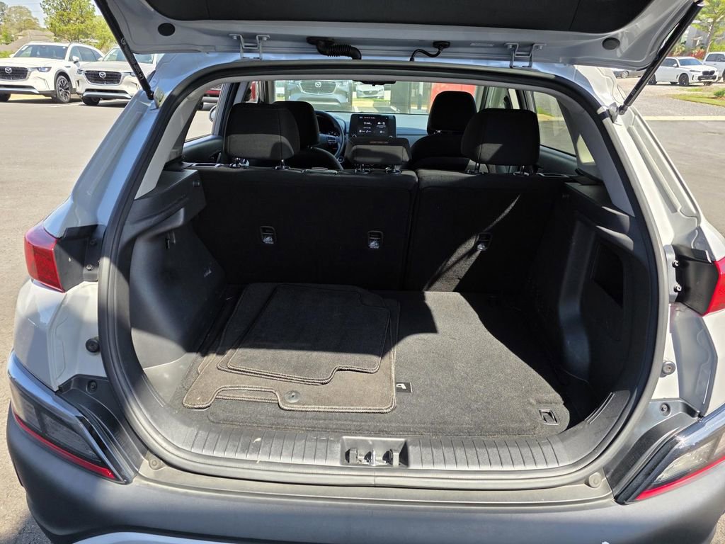 Used 2023 Hyundai Kona SEL image 10