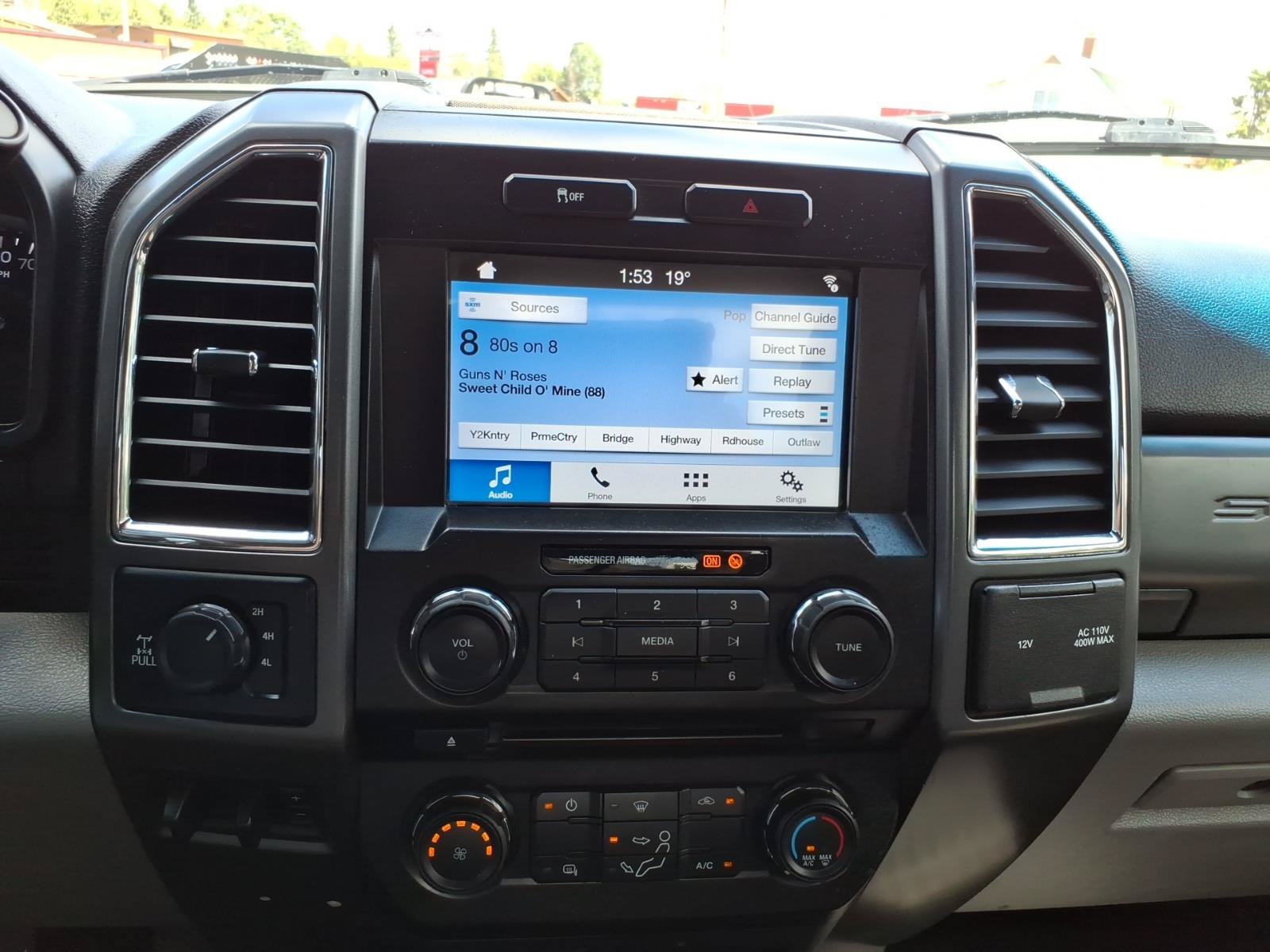 Used 2018 Ford F350 XLT w/ XLT Value Package AWD/4WD image 16