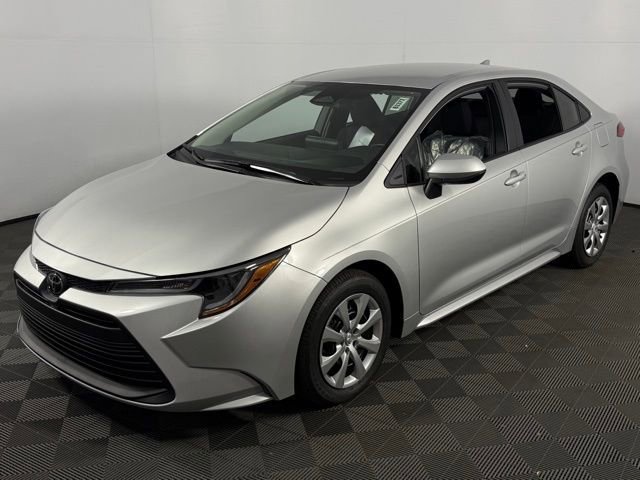 New 2026 Toyota Corolla LE image 3