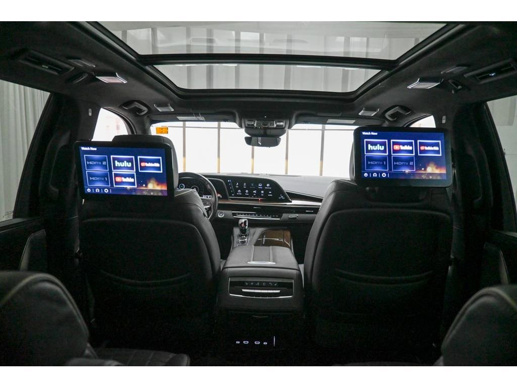 Certified 2024 Cadillac Escalade Sport Platinum w/ LPO, ONYX Package image 29