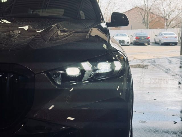 New 2026 BMW X5 xDrive40i w/ M Sport Package image 3