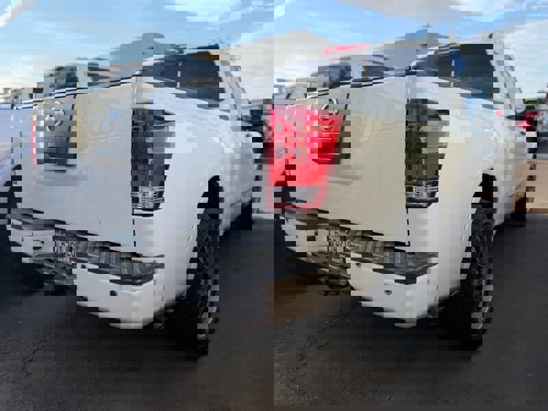 Used 2012 Nissan Titan SV w/ Sport Appearance Pkg RWD image 4