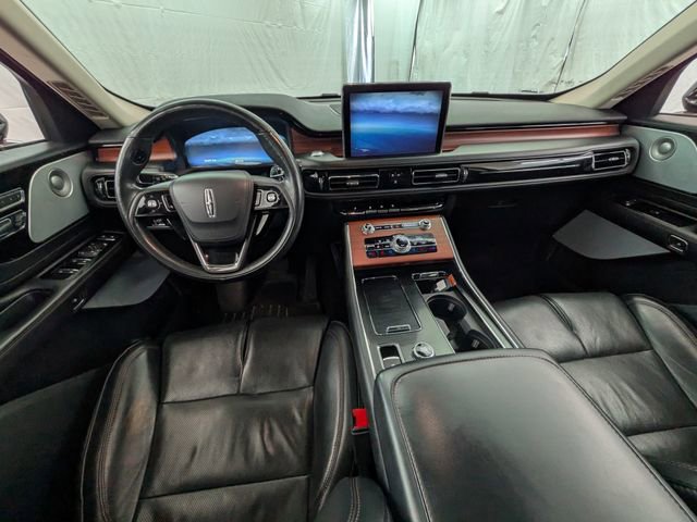 Used 2021 Lincoln Aviator Reserve w/ Equipment Group 202A image 12