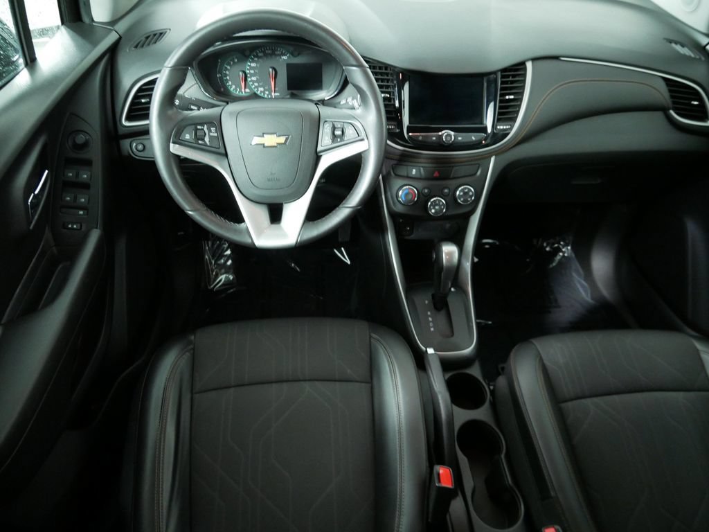 Used 2019 Chevrolet Trax LT w/ LT Convenience Package FWD image 20