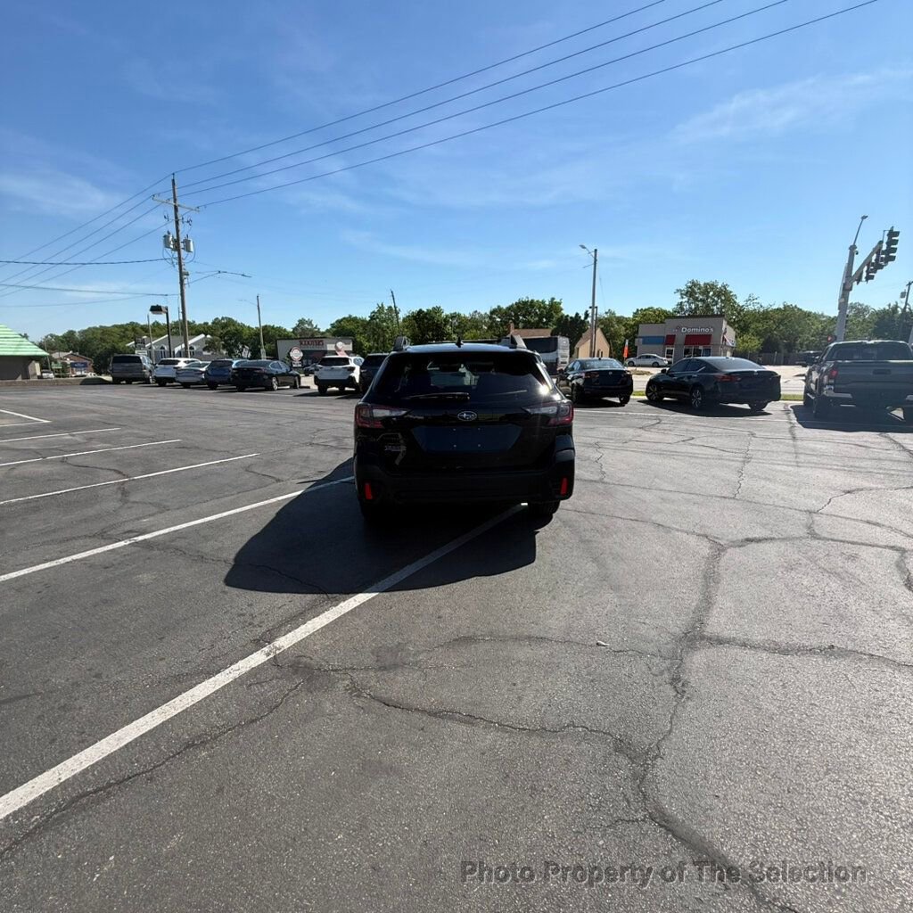 Used 2020 Subaru Outback Onyx Edition XT AWD/4WD image 12