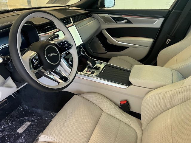 New 2024 Jaguar XF R-Dynamic SE image 10